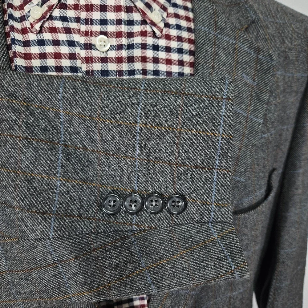 JOS A BANK Men's Sport Coat Blazer Two Button Gray Flannel Plaid Wool 46R